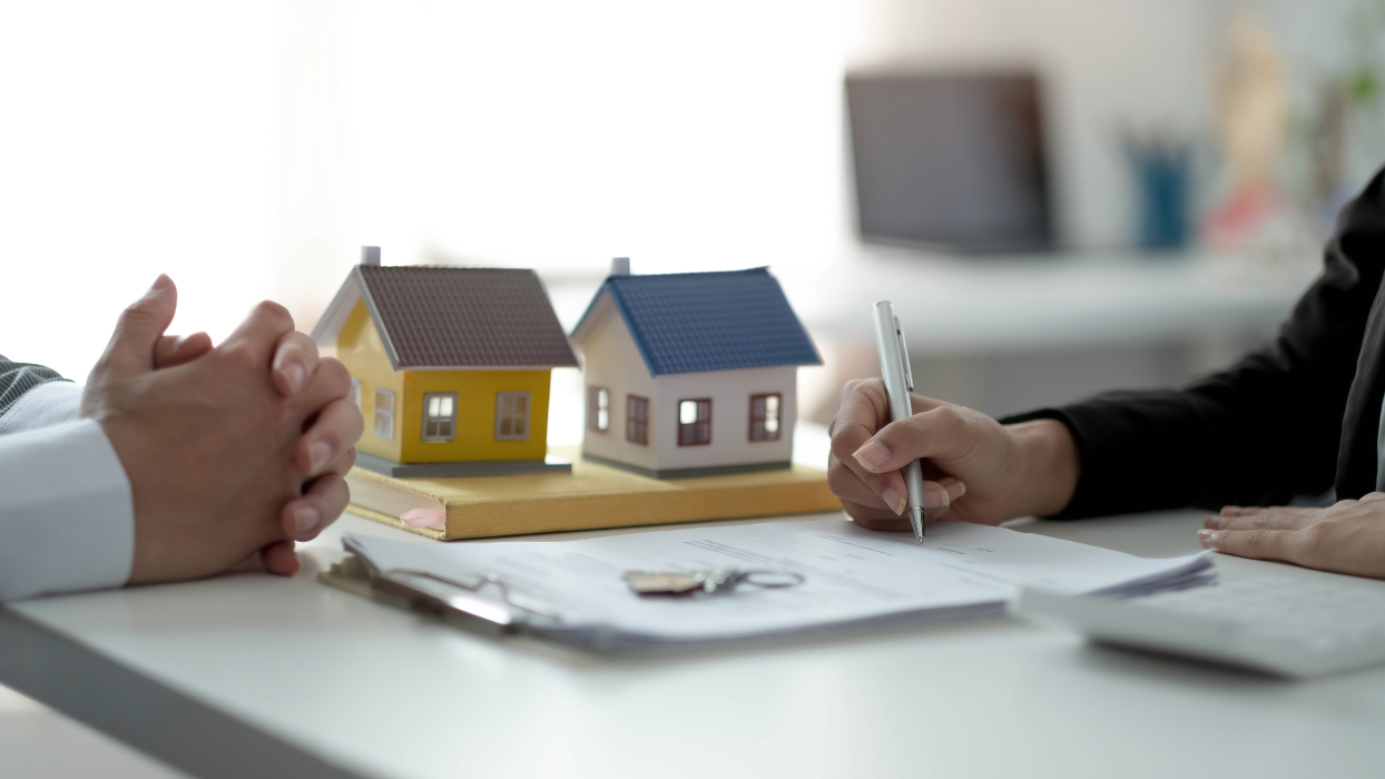 Short-Term vs. Long-Term Real Estate Loans: Pros and Cons