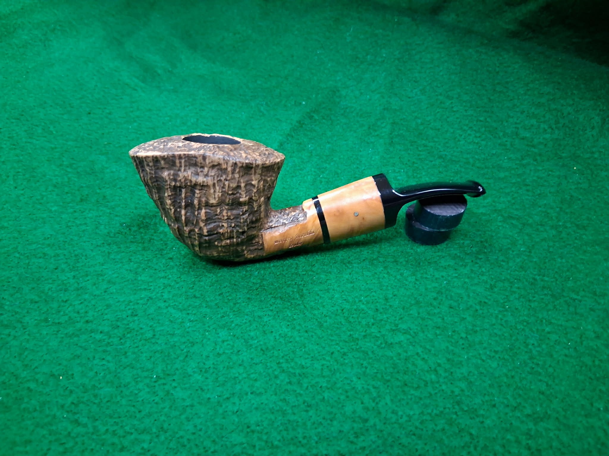 Oval Blasted Centered Straight