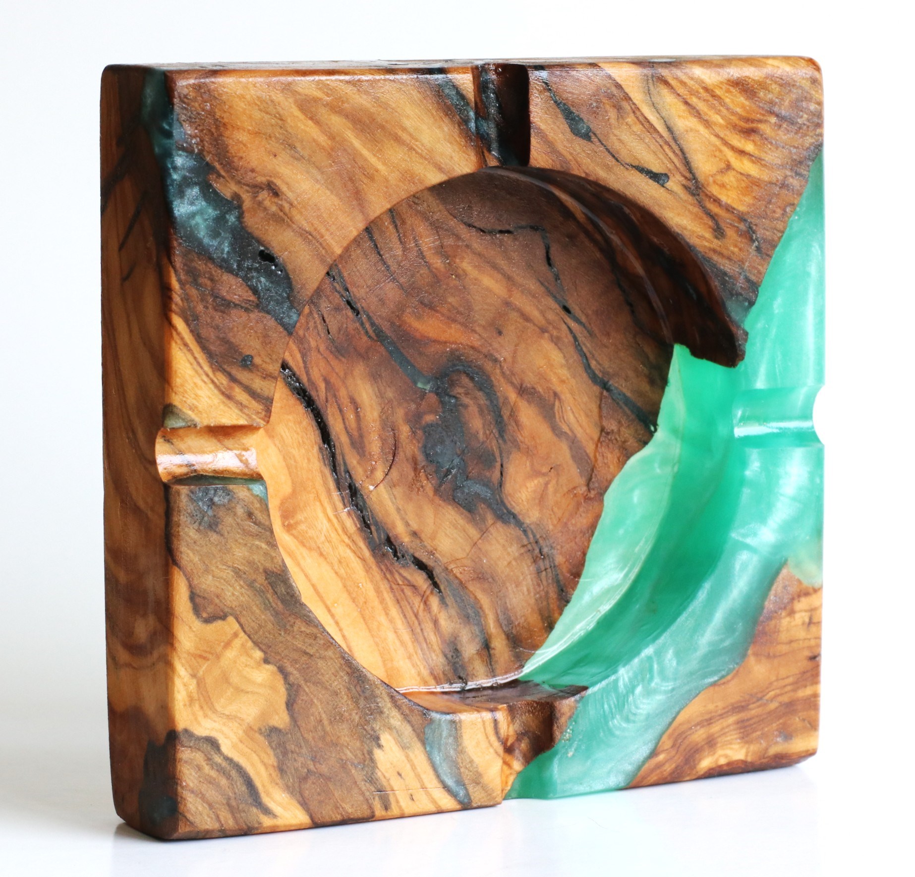 Olive Wood Ashtray-Tunisian Art Piece-World Class Gift
