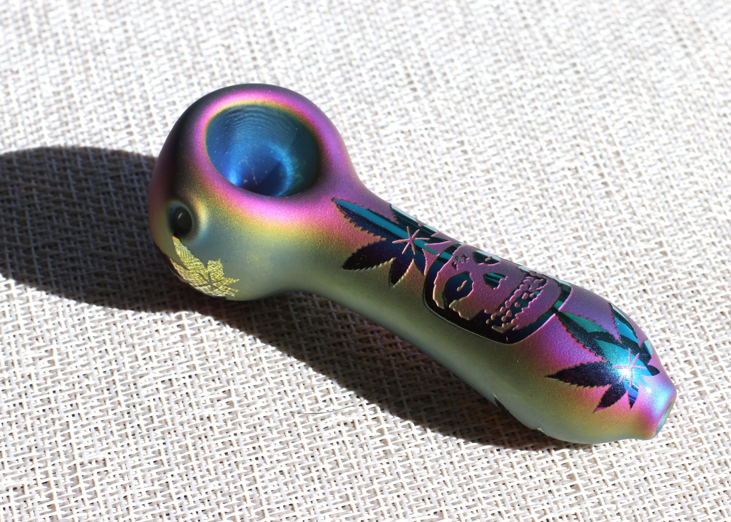 4" Glass Spoon Pipe w/colorful ceramic coating-Rainbow Skull - 4' Glass Spoon Pipe