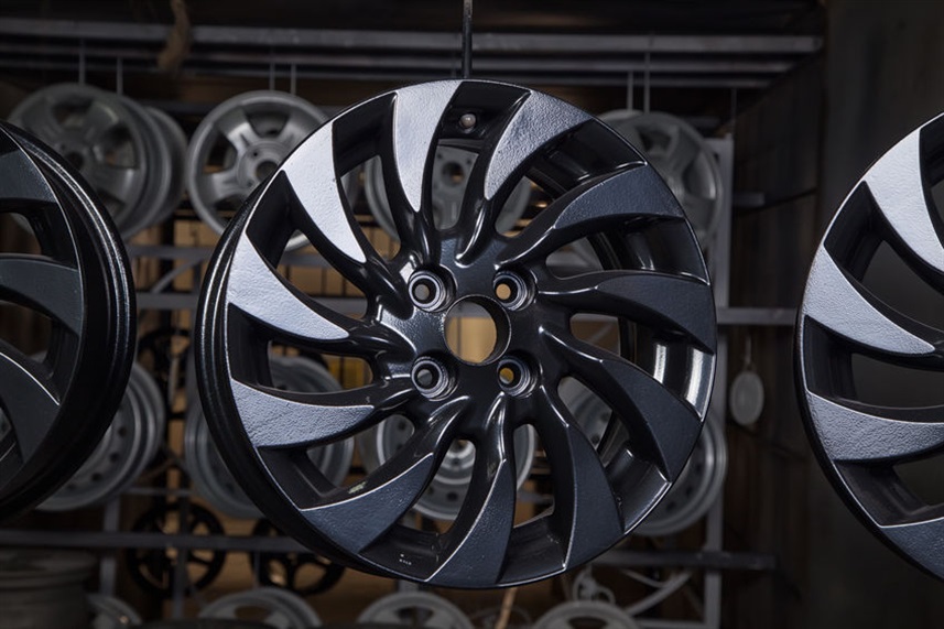 Why Powder Coating is Superior than Paint for Wheels