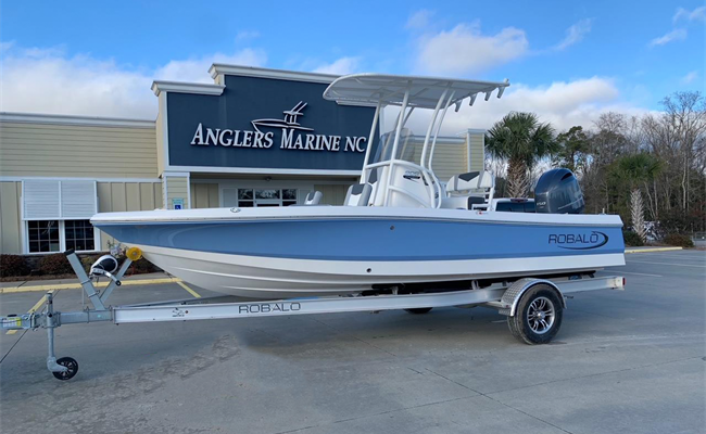 2024 Robalo 206 Cayman Steel Blue/White